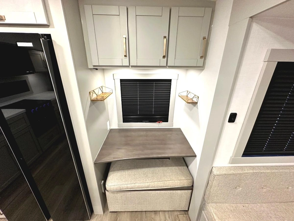 2024 Brinkley Rv Z-air 285 alt