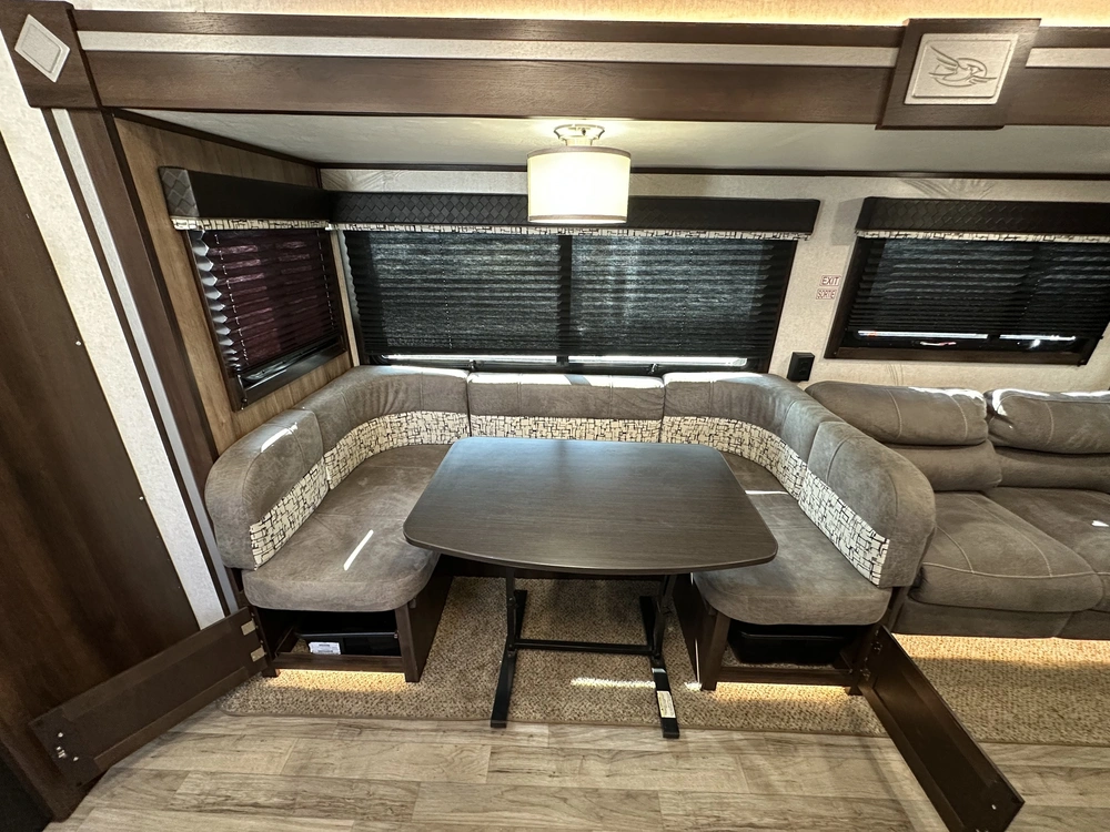 2019 Jayco White Hawk 32bhs alt