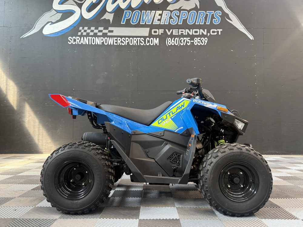 2025 Polaris Outlaw 70 Efi - Velocity Blue / Lifted Lime alt