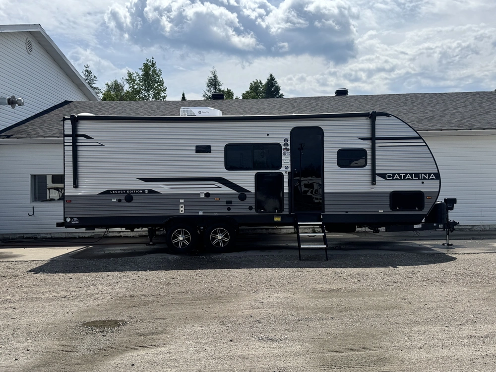 Coachmen Catalina 243rbs 2026 alt