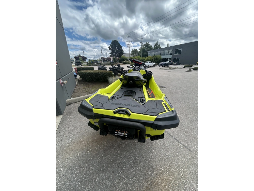 2018 Sea-doo Rxt-x 300 Ny W/sound alt