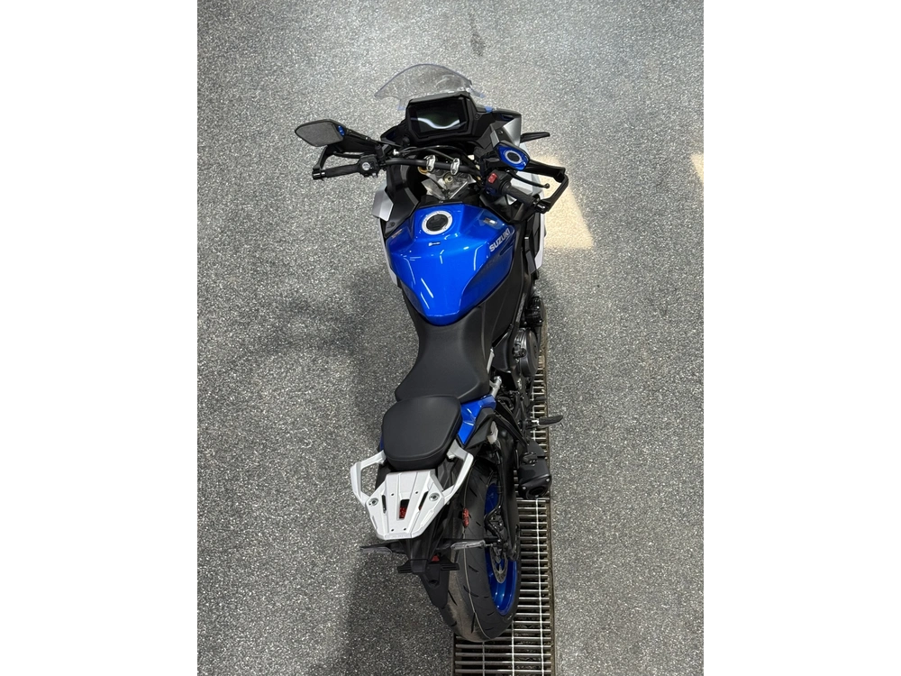 2025 Suzuki Gsx-s1000gxm5 alt