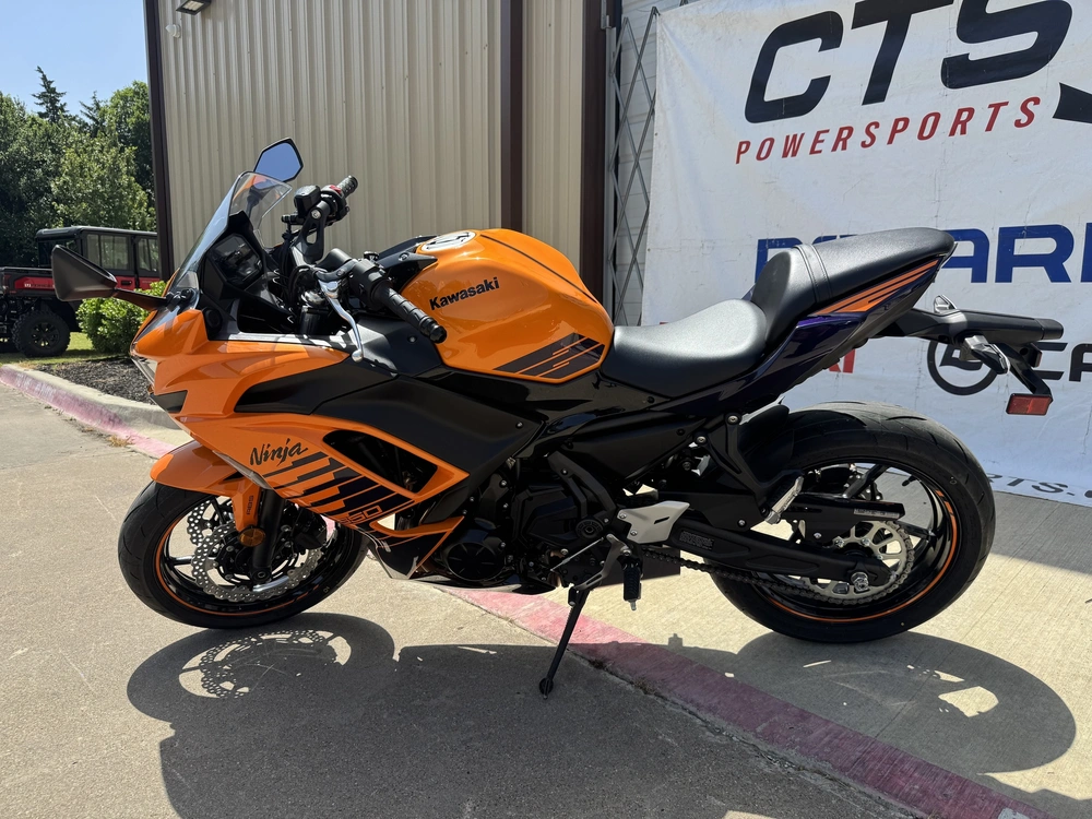 2025 Kawasaki Ninja® 650 Abs Abs alt
