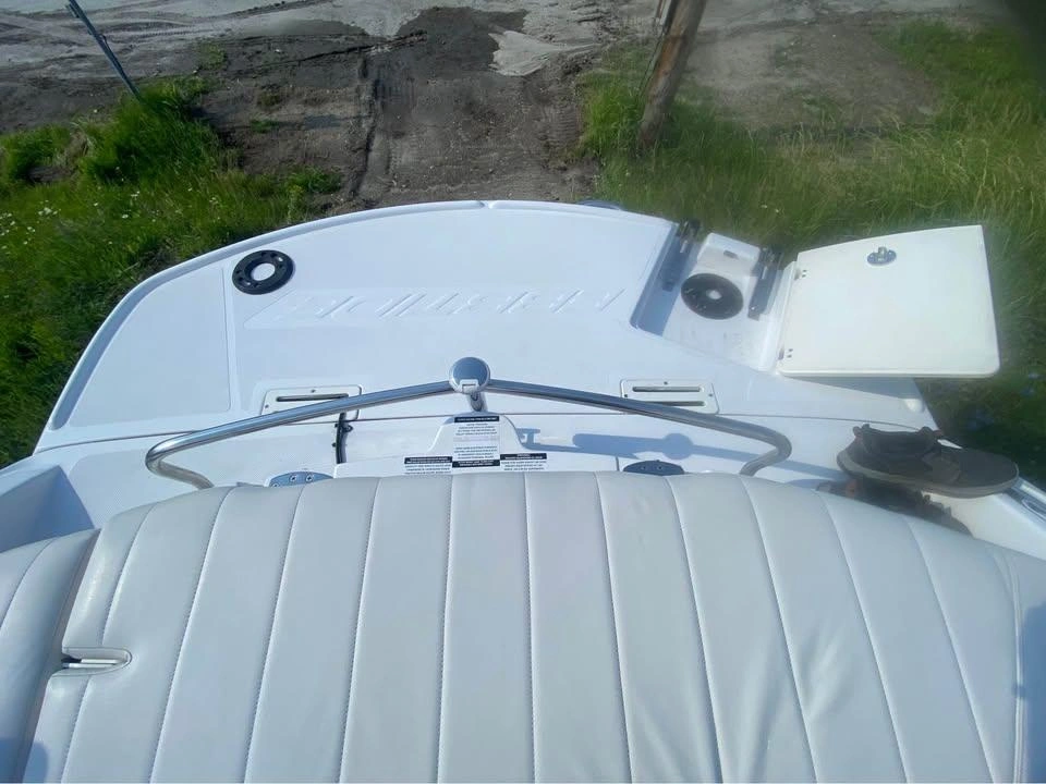 Ebbtide 2440 Cuddy 2011 alt
