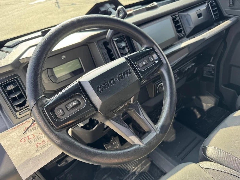 2026 Can-am Defender Limited Hd11 alt