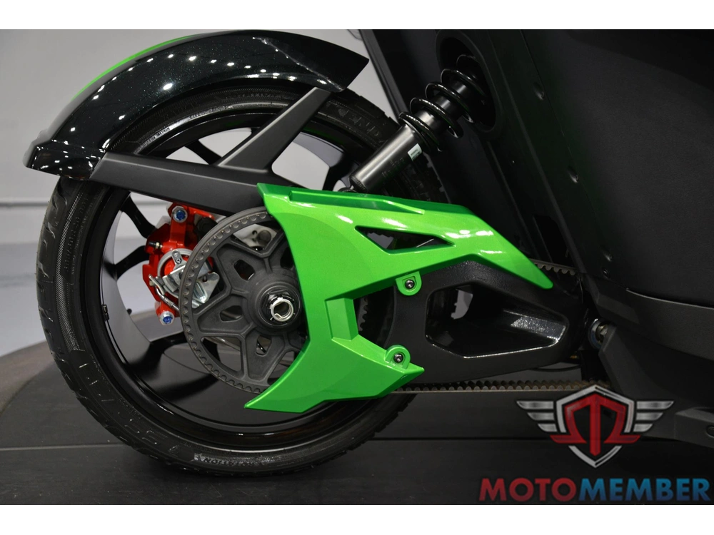 2026 Slingshot Grand Touring Manual alt