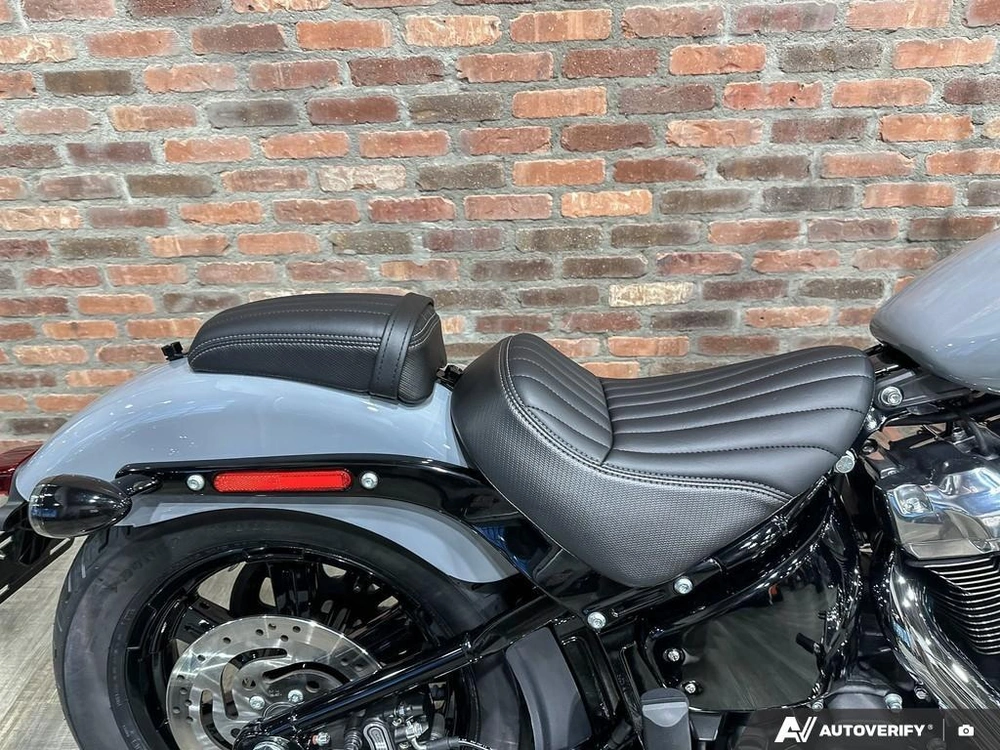 2026 Harley-davidson Street Bob alt