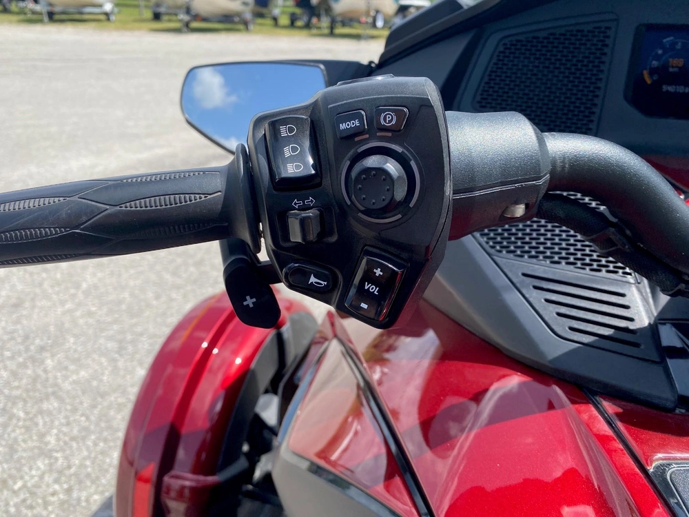 2021 Can-am Spyder Rt Limited alt