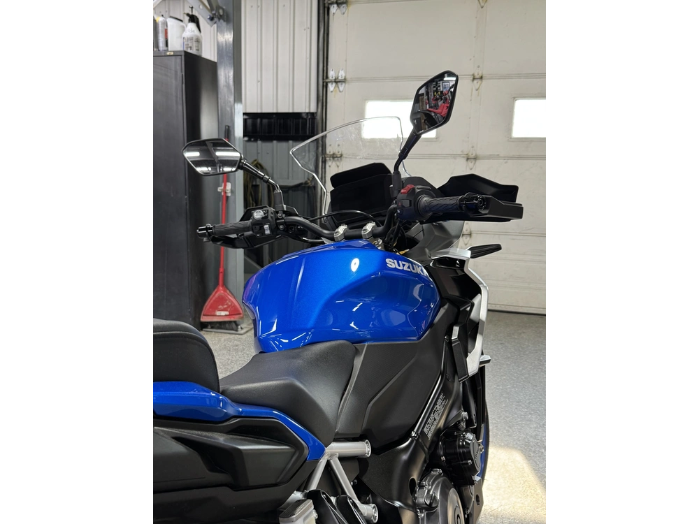 2025 Suzuki Gsx-s1000gxm5 alt