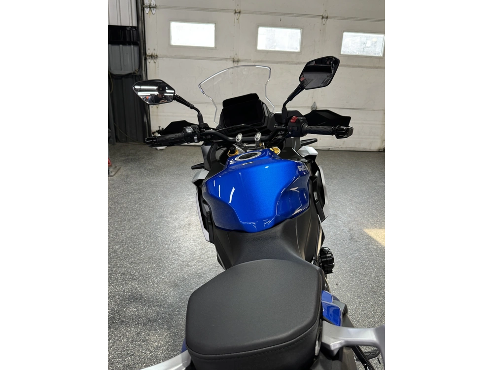 2025 Suzuki Gsx-s1000gxm5 alt