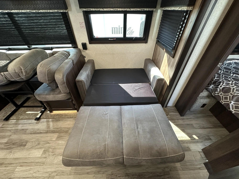 2019 Jayco White Hawk 32bhs alt