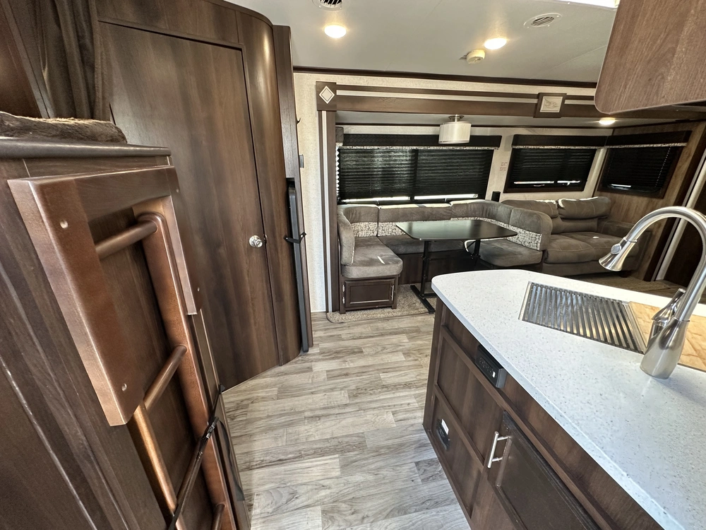 2019 Jayco White Hawk 32bhs alt