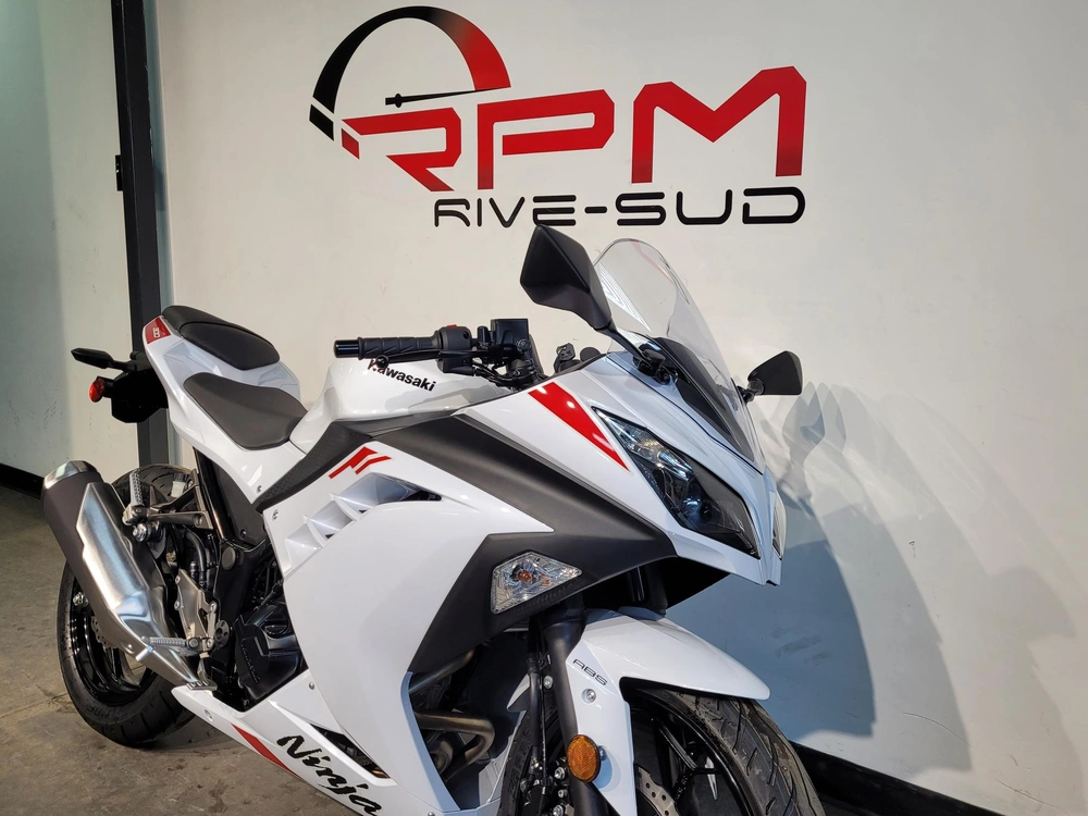 2026 Kawasaki Ninja 300 Abs *1.99%/60 Mois💳 alt