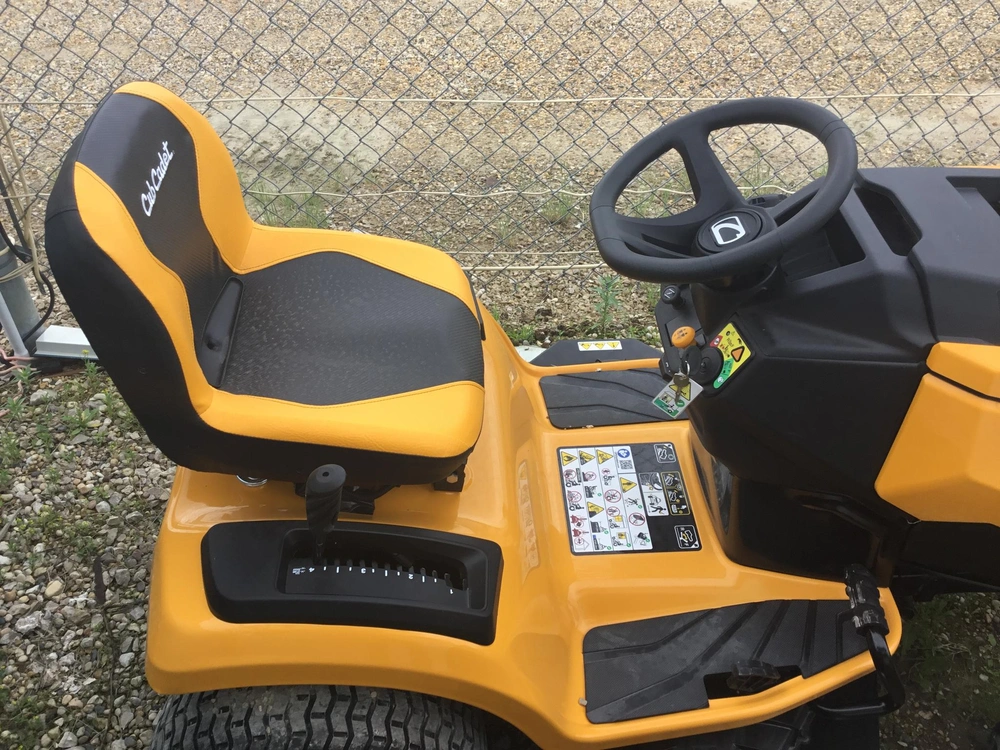 2026 Cub Cadet Xt1 Euduro Series™ Xt1 Lt50 Fab alt