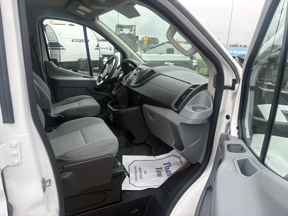 2015 Ford Transit T-150 Cargo Van alt