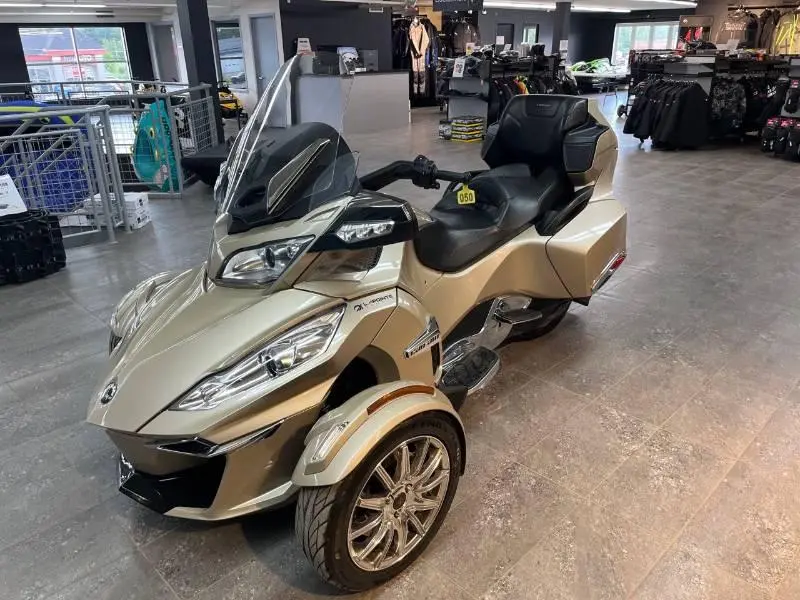 Can-Am RT LTD CHAMPAGNE/CHROME 2018