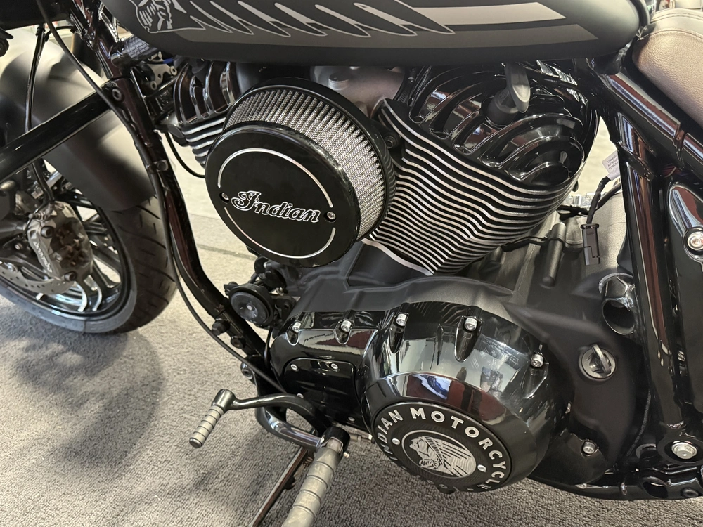 2025 Indian Motorcycle Sport Chief Rt alt