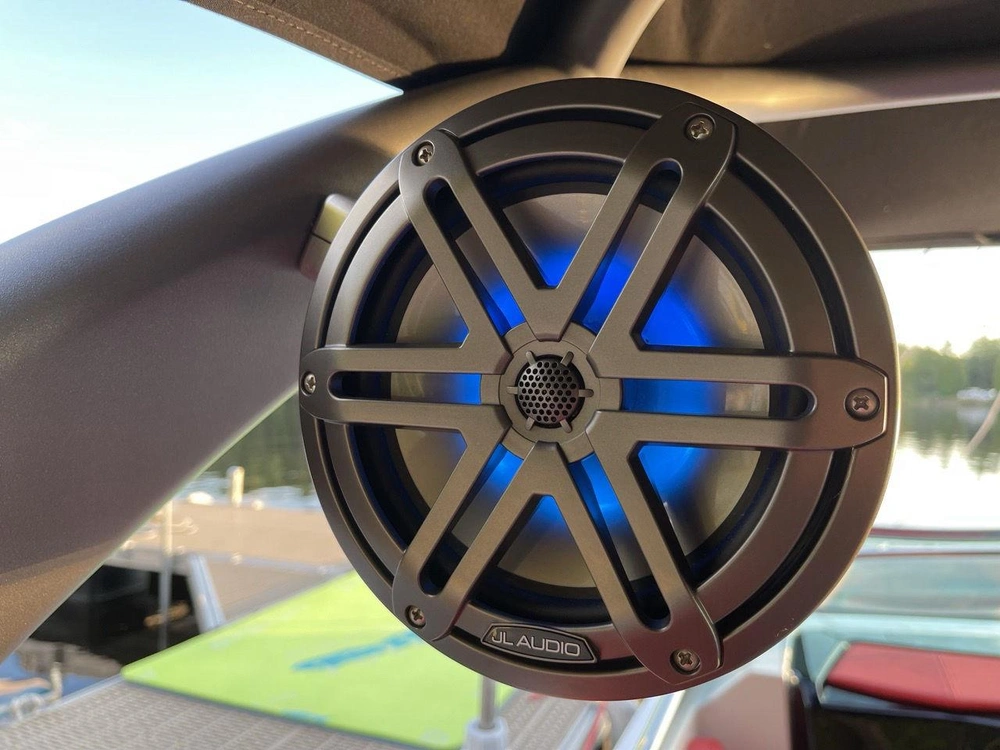 Four Winns Hd5 Surf Elevate 350hp 2022 alt