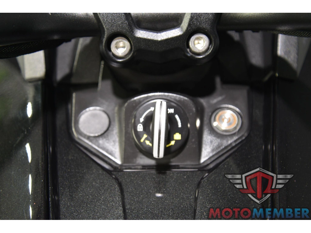 2017 Can-am Spyder F3-s alt