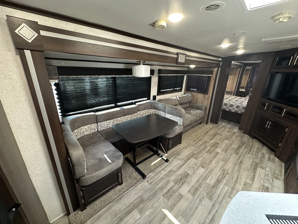 2019 Jayco White Hawk 32bhs alt