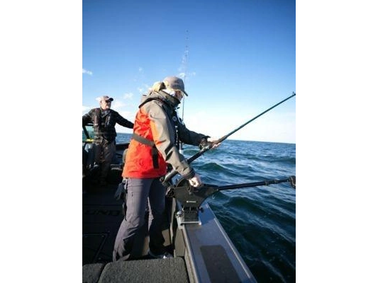 2026 Lund Boat Co 1875 Pro V Sport alt