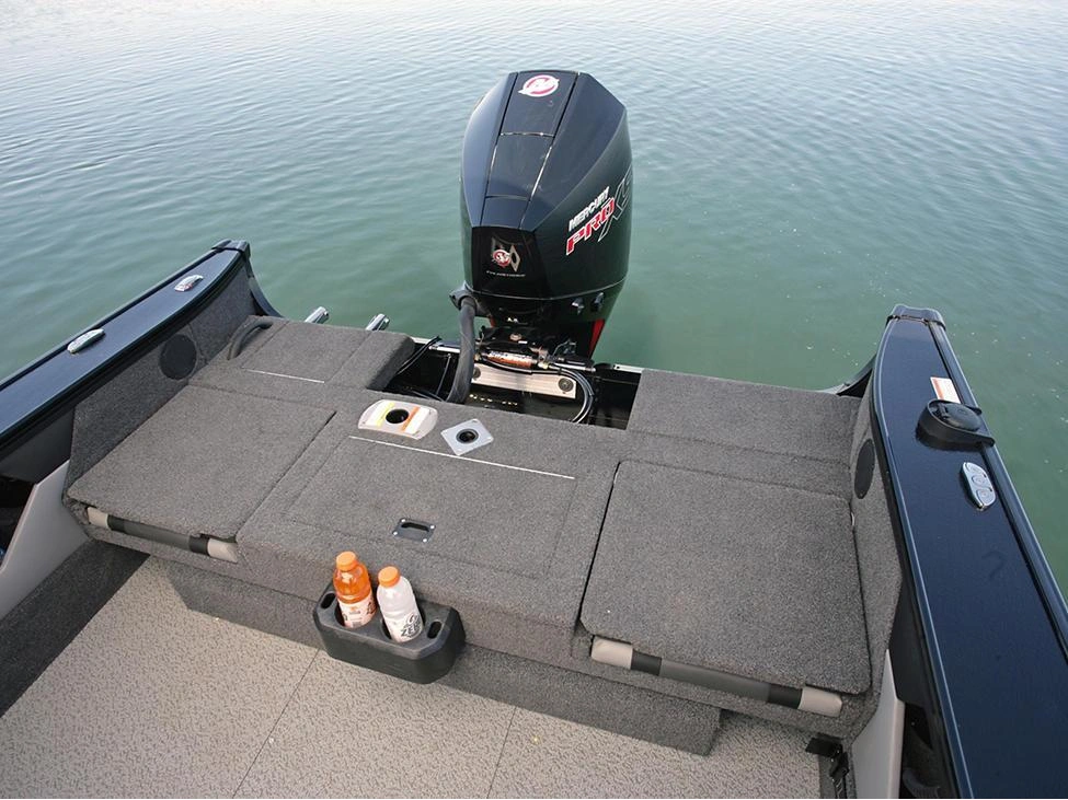 2025 Lund Boat Co 1875 Crossover Xs alt