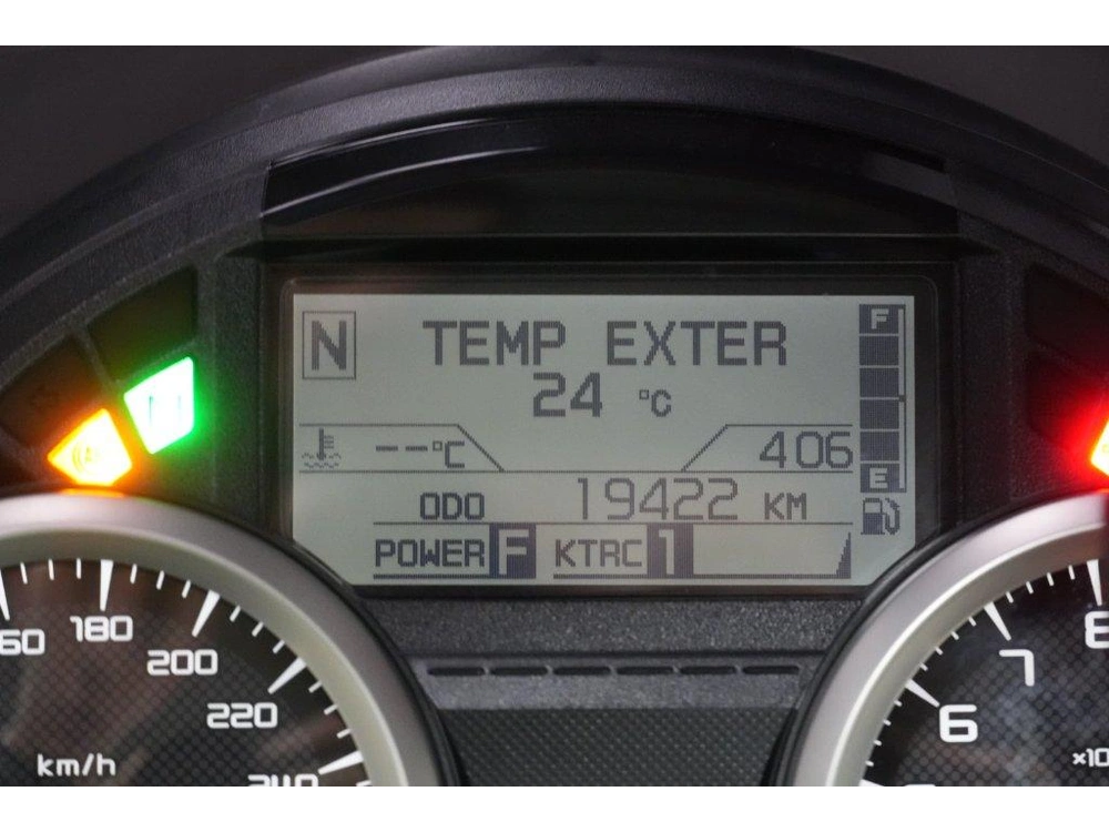 2016 Kawasaki Zx-14r alt