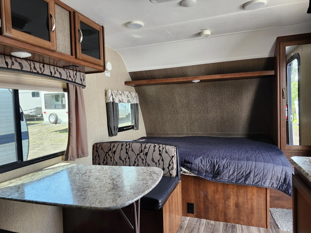 2018 Keystone Rv Passeport Lite 175 Bh alt