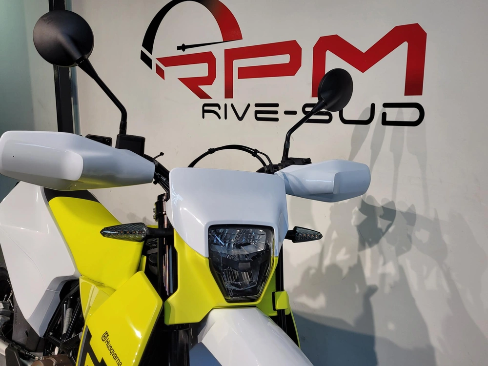 2026 Husqvarna 701 Supermoto *à Partir De 3.99% alt