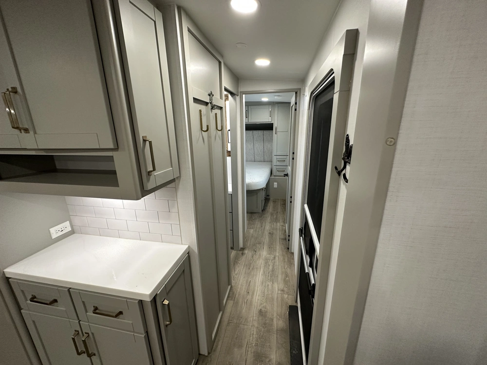 2024 Brinkley Rv Z-air 285 alt