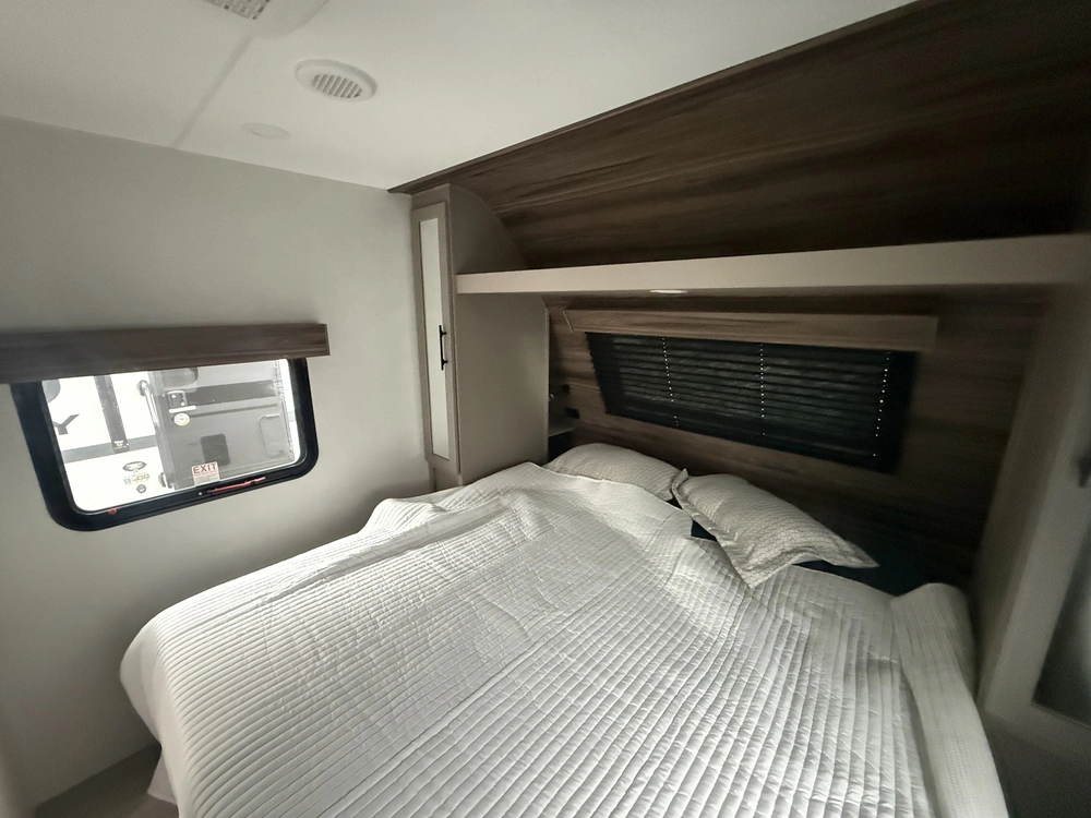 Kz-rv Connect 261rb 2027 alt