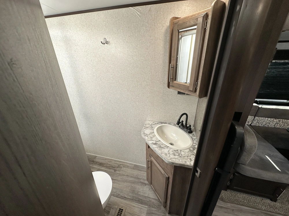2019 Jayco White Hawk 32bhs alt