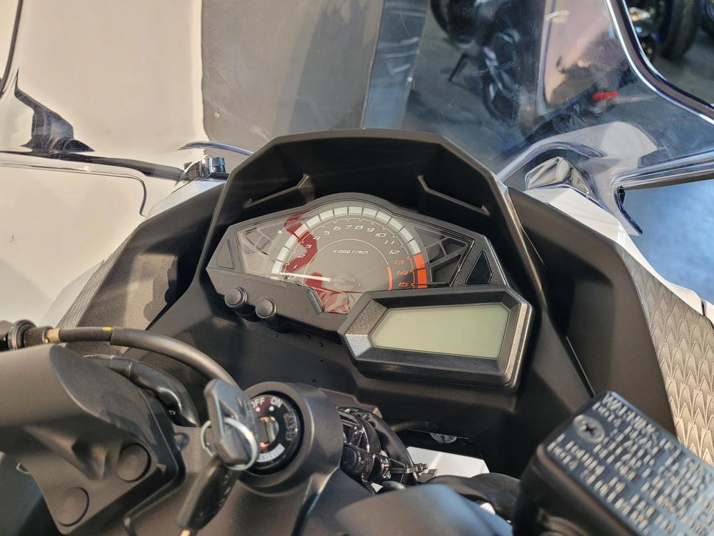 2026 Kawasaki Ninja 300 Abs *1.99%/60 Mois💳 alt