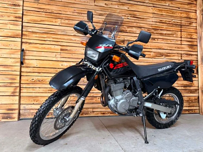 Suzuki DR650 2019