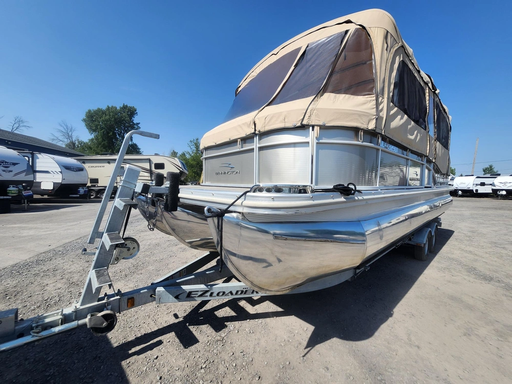 None Bennington Marine Bennington alt