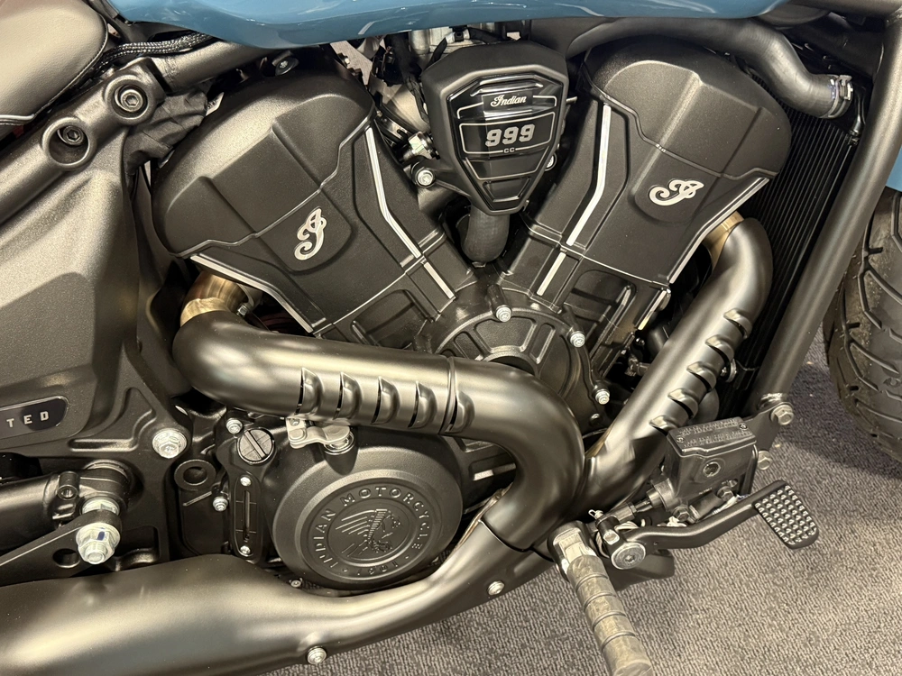 2026 Indian Motorcycle Scout Sixty Bobber Limited alt