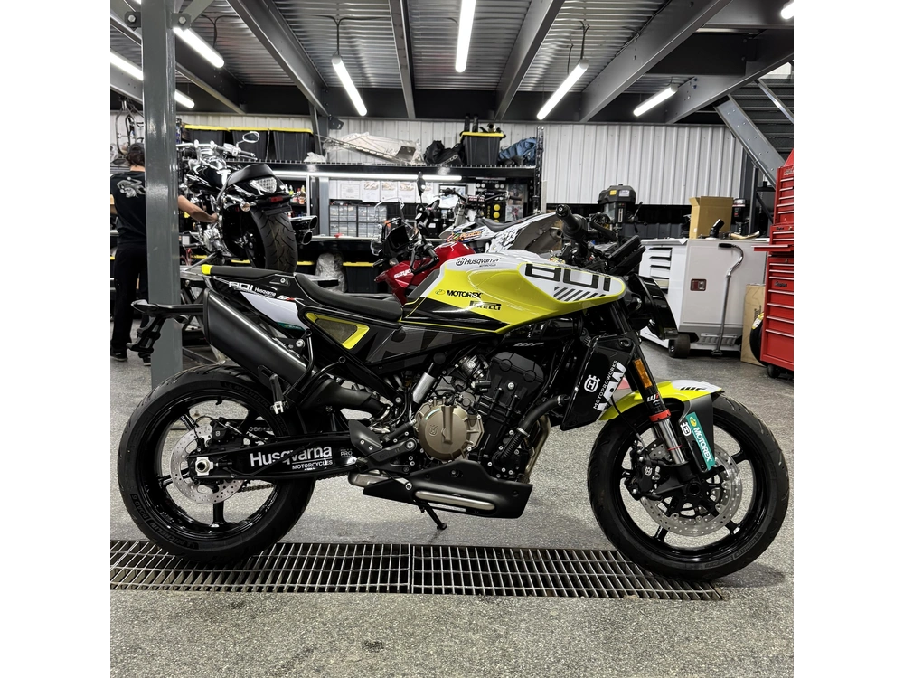 Husqvarna Vitpilen 801 2025 alt