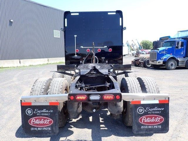 Peterbilt 389 2024