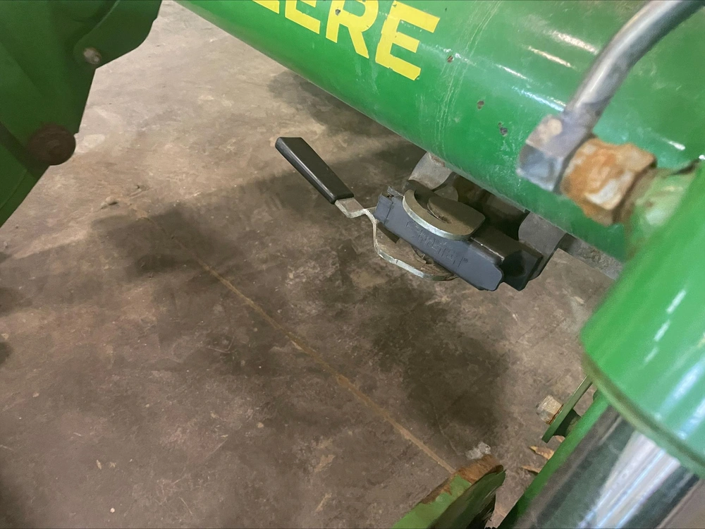 John Deere 5100m 2022 alt