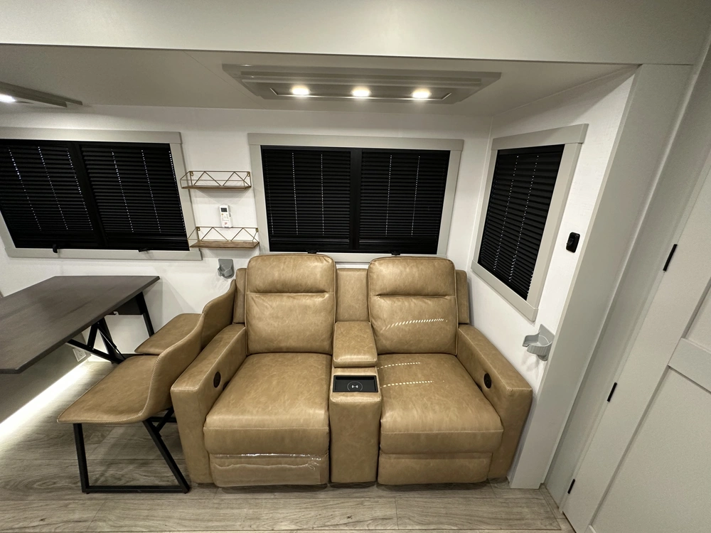 2024 Brinkley Rv Z-air 285 alt