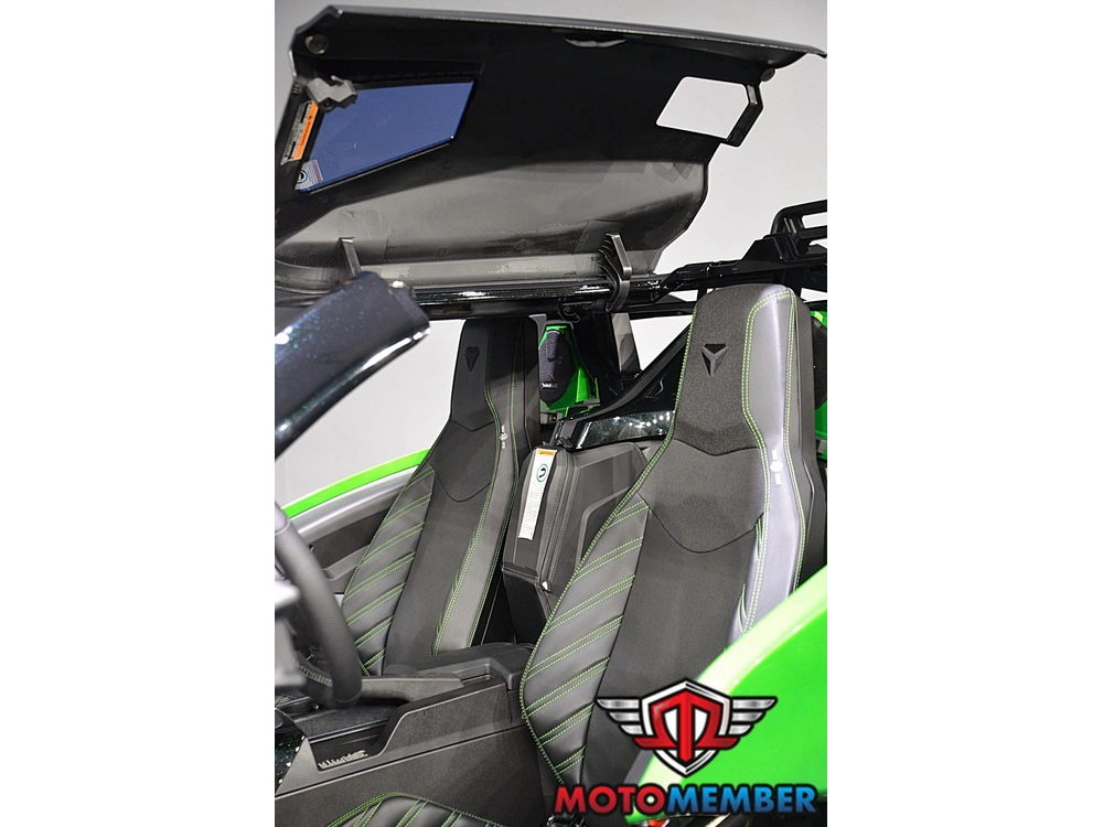 2026 Slingshot Grand Touring Manual alt