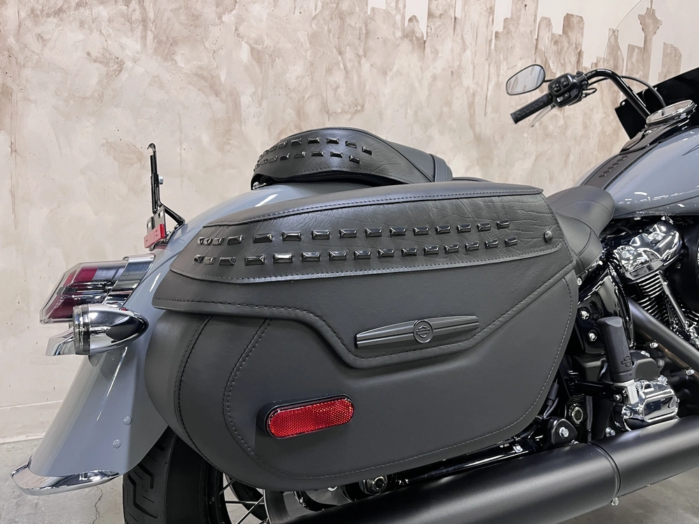 2026 Harley-davidson Flhc Heritage Classic alt