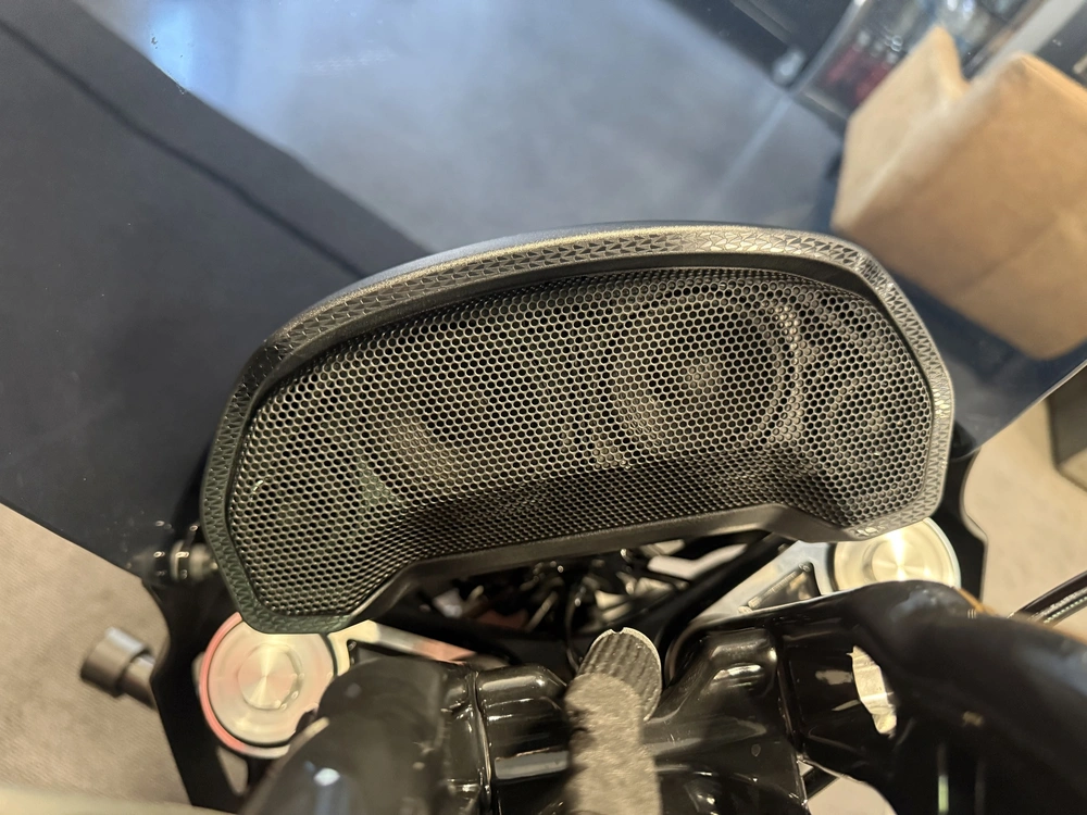 2025 Indian Motorcycle Sport Chief Rt alt