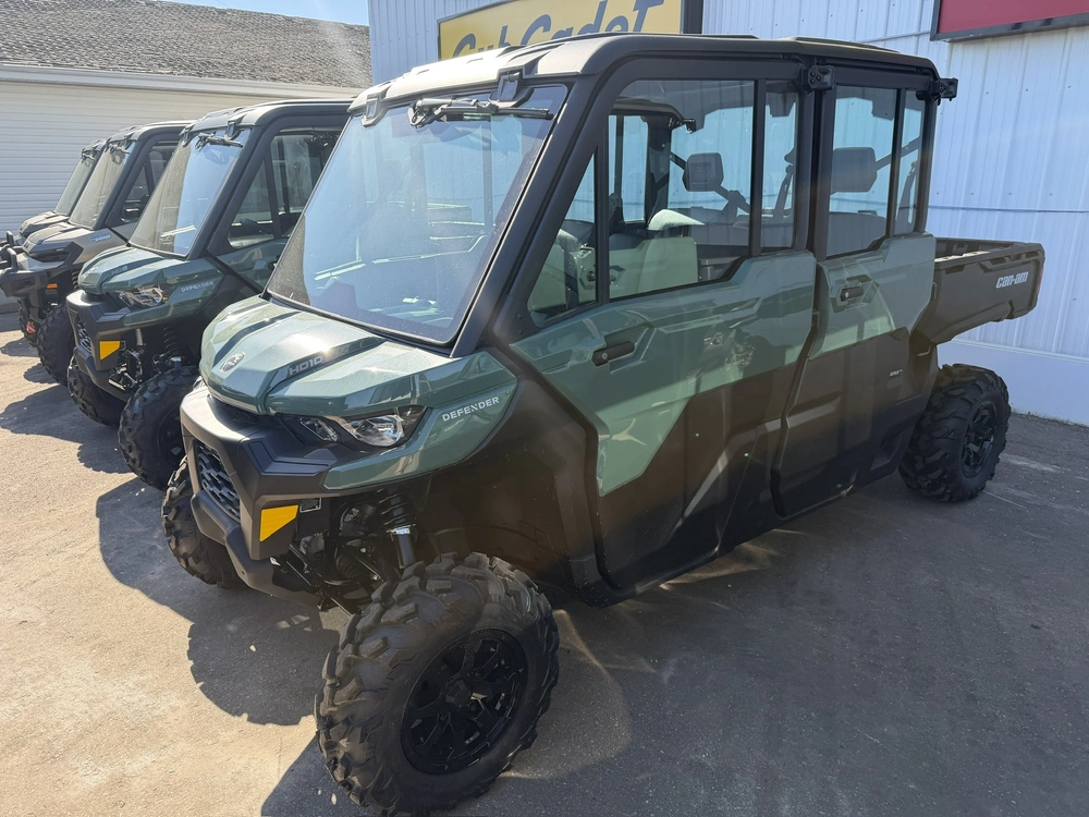 2026 Can-am 8ate Defender Max Dpscab 65 Hd10 Gn 26 alt