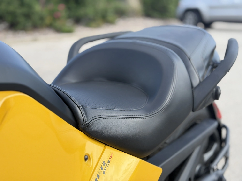 2026 Can-am Spyder F3-s alt