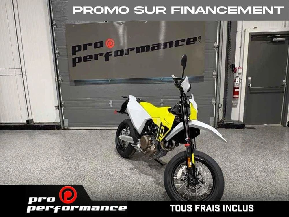Husqvarna 701 Supermoto 2026 alt