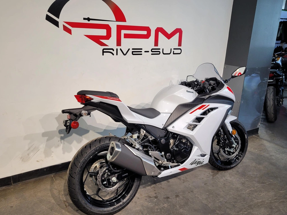 2026 Kawasaki Ninja 300 Abs *1.99%/60 Mois💳 alt