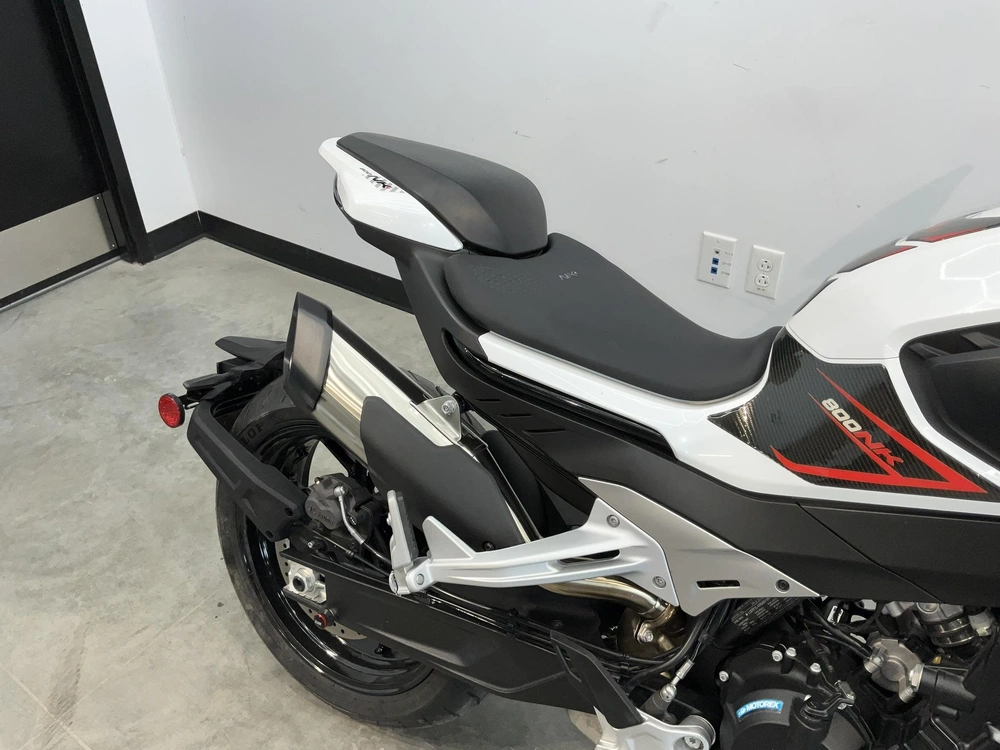 Cfmoto 800 Nk 2024 alt