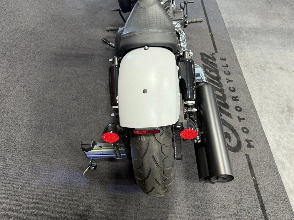 2024 Indian Motorcycle Chief Bobber Abs alt