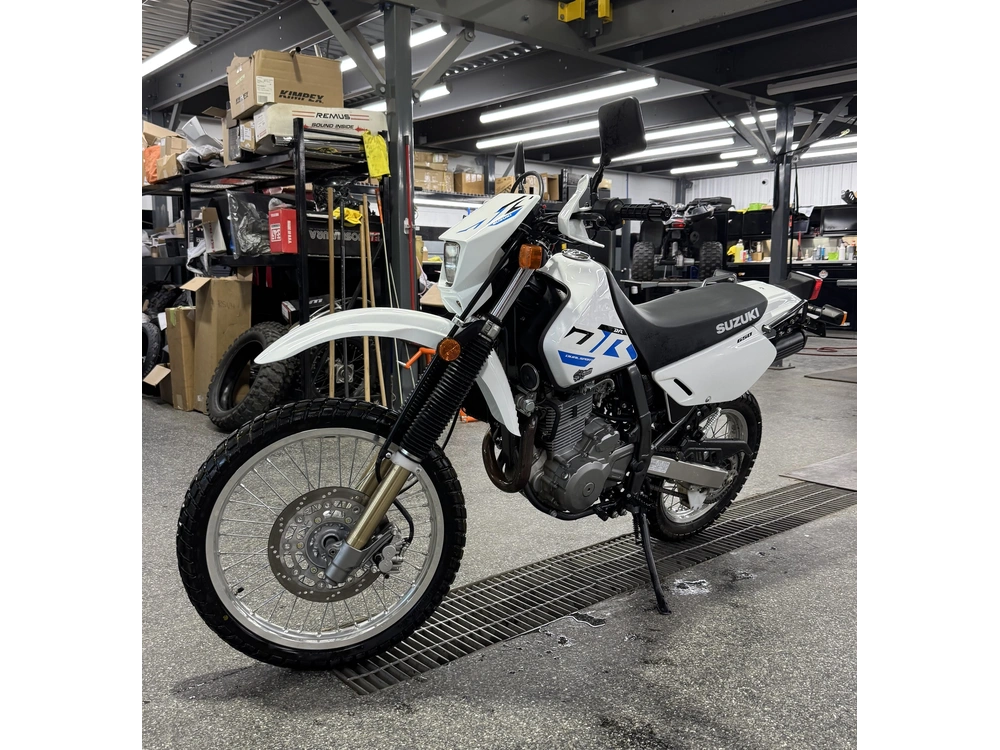 2026 Suzuki Dr650 alt